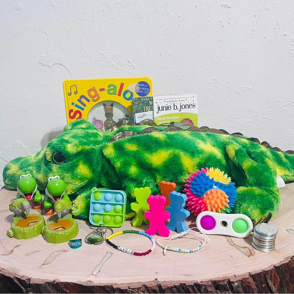 5lbs of Green! stuffed animal, brand new books, vintage McDonald’s toys!